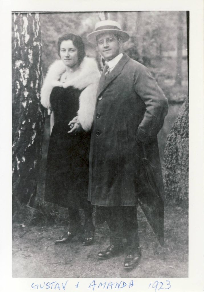 Eric's Parents Gustav and Amanda Oppenheimer 1923