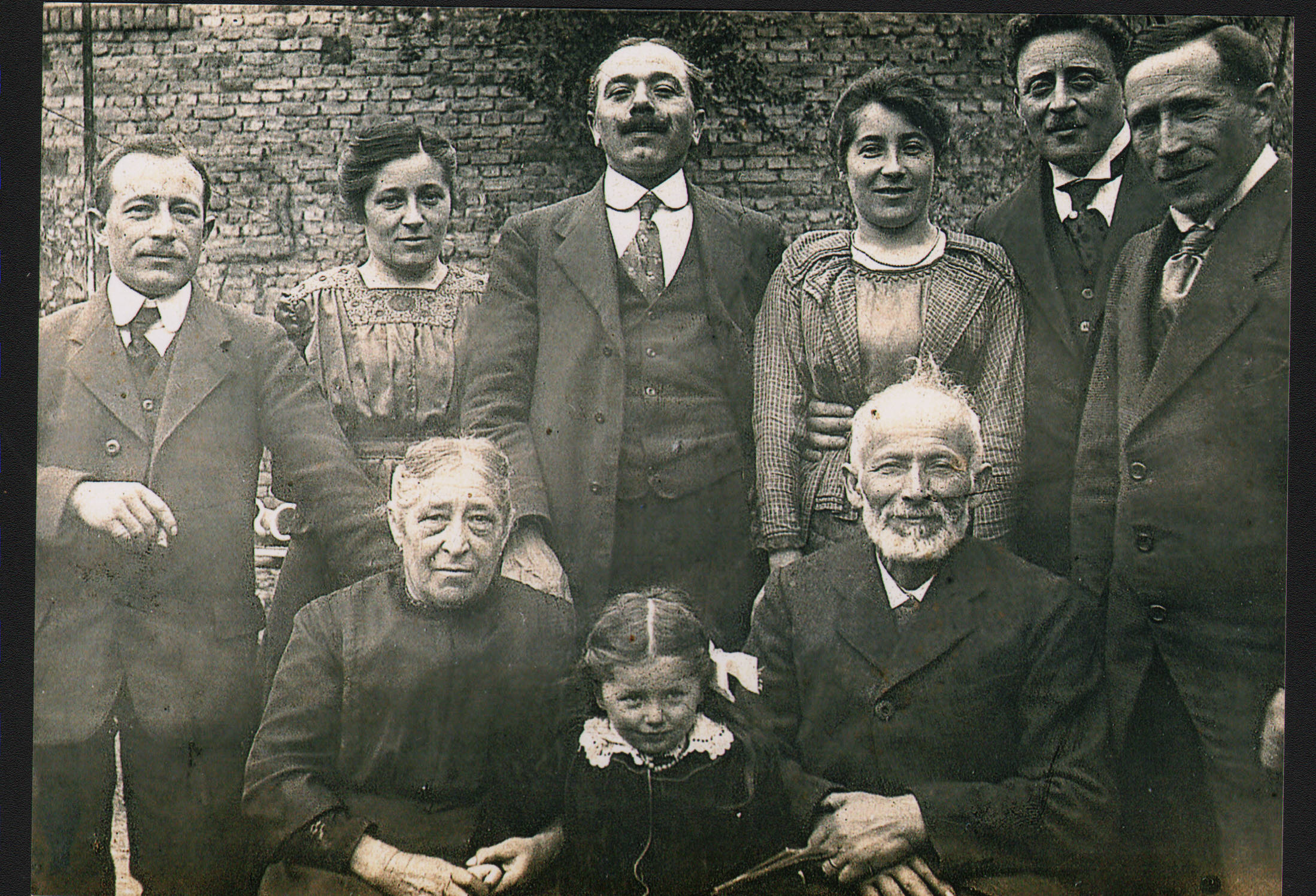 Elsie's Crumstadt family, the Bruchfelds
