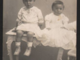 Elsie&#039;s brothers, Fredinand and Ludwig as young children