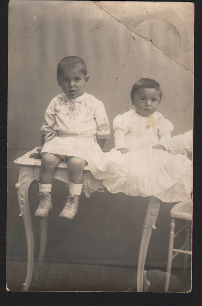 Elsie's brothers, Fredinand and Ludwig as young children