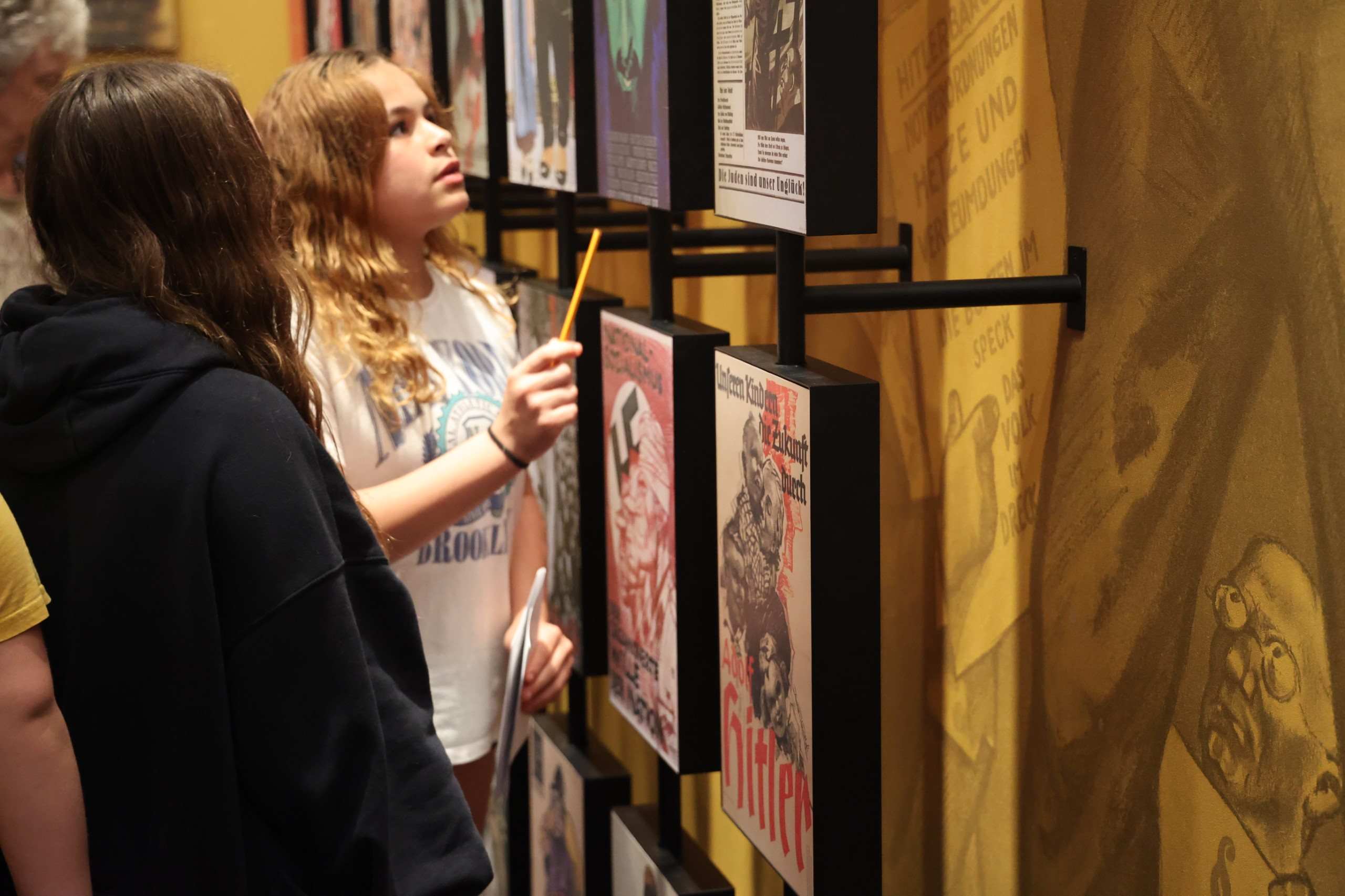 image of st louis holocaust museum visitors